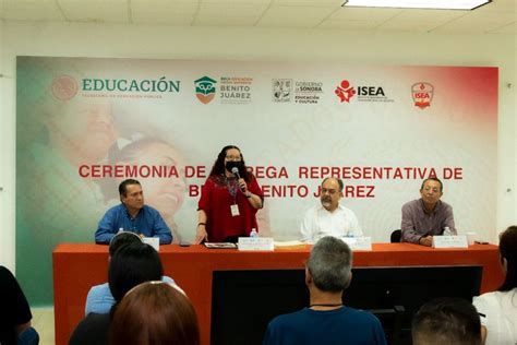 Entregan Sec E Isea Becas Benito Ju Rez A Beneficiarias Y Beneficiarios