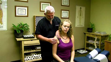 Chiropractic Adjustment For Shoulder Problems Austin Chiropractor Jeff Echols Youtube