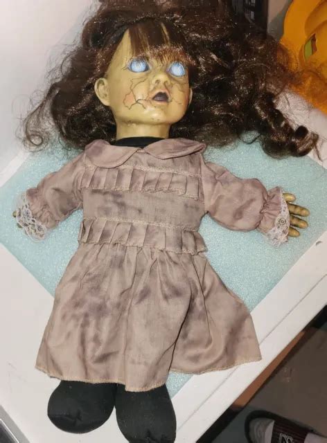 Spirit Halloween Store Exclusive Eerie Emma Talking Haunted Doll £2652