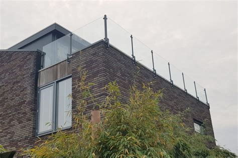 Glazen Balustrade Op Dakterras In Almere Balkonhekwerk