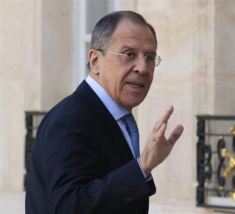 Lavrov Rusija će odgovoriti EU ako od građana Krima tra že pasoš