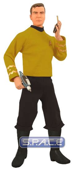 Captain James T Kirk Ultimate Quater Scale Star Trek