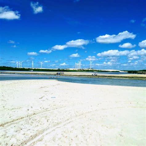 Delicias Das Jangadas Sua Barraca Na Praia De Guas Belas