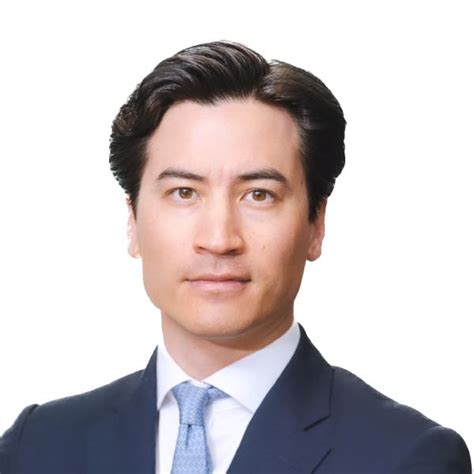 Julian Barratt-Due | KKR