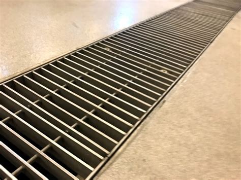 18″x125″x36″ Stainless Steel Trench Grate Rockcrete Usa