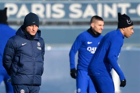 El Entrenador Del PSG Christophe Galtier Contra Las Cuerdas Antes De