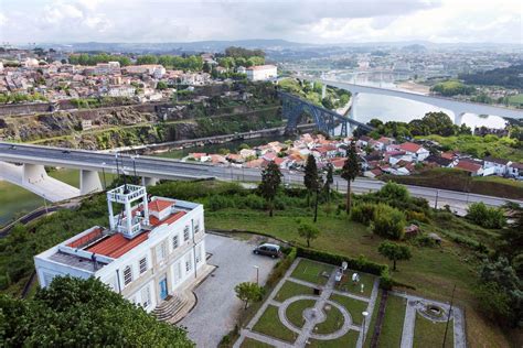 Instituto Geof Sico Da Universidade Do Porto Da Serra Do Pilar Para O