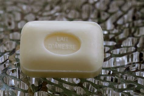 Savon de Marseille lait d ânesse 100GR LE SERAIL Douceurdessens