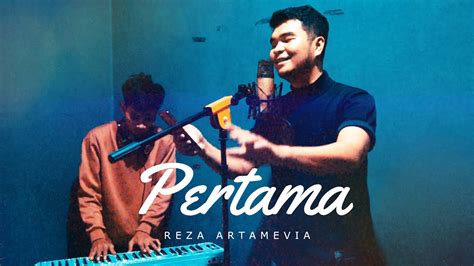 Reza Artamevia Pertama Ade Alta Aldy Fajr Cover Youtube