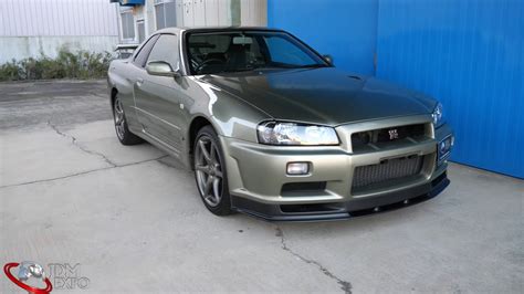 This R34 Nissan Skyline Gt R V Spec Ii Nur Is A 485000 Time Capsule Autoevolution