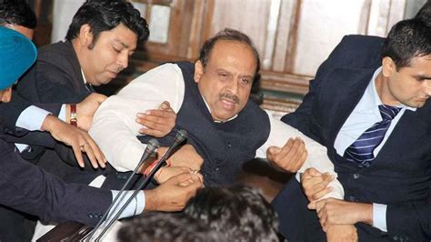 Delhi Assembly Speaker Suspends Bjp Mla Vijender Gupta Zee News