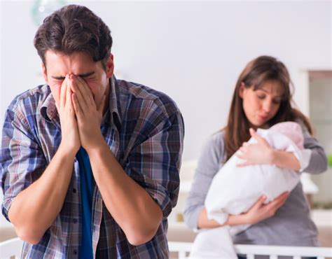 Después de elegir una vida heterosexual este padre casado de dos hijos dice que es gay y que