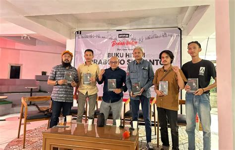 Buku Hitam Prabowo Aktivis Ini Ungkit Bobroknya Aktivis Gabung Ke