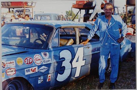 Wendell Scott to Become 1st Black NASCAR Hall of Fame Inductee ...