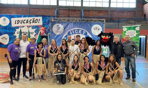 Mascote Jicelita Apresentada Na Abertura Oficial Dos Jogos Escolares