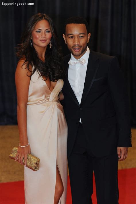 Christine Teigen Nude OnlyFans Leaks Fappening FappeningBook