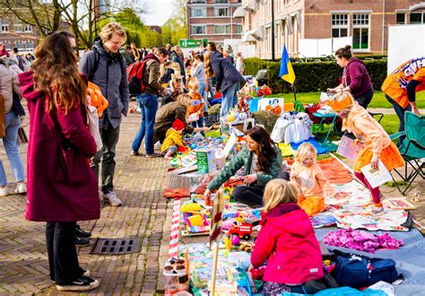 Koningsdag In Oost Oostkrant Verhalen Maken De Buurt