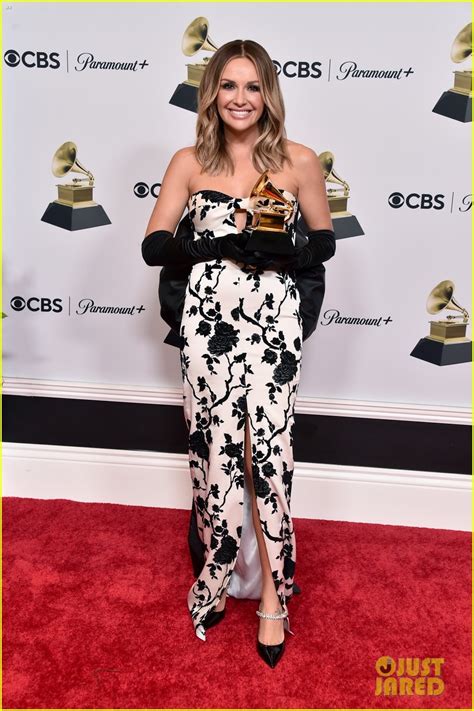 Carly Pearce And Ashley Mcbryde Celebrate Best Country Duo Performance Win At Grammys 2023 Photo