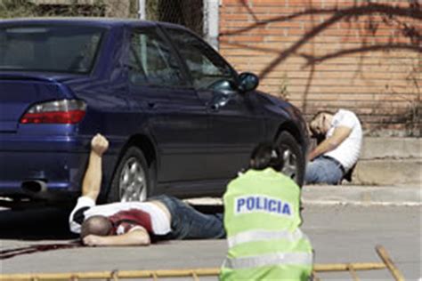 Dos Muertos En Un Tiroteo En Una Carretera De Barber Del Vall S