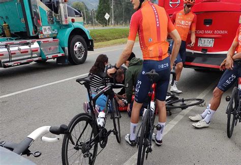 Accidente De Egan Bernal ¿tuvo Responsabilidad El Bus O El Ciclista Rcn Radio