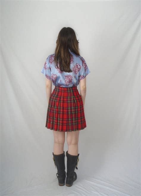 Red Wool Stewart Plaid Pleated Mini Skirt Vintage 6 Gem