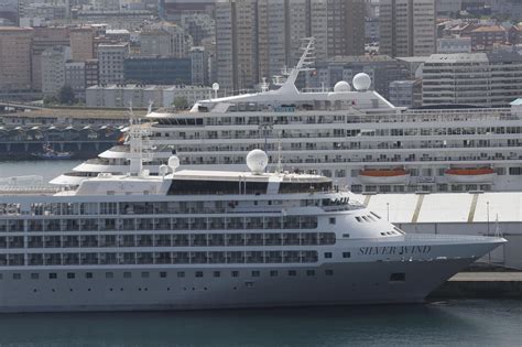 Una Triple Escala De Cruceros En El Puerto Deja 8 500 Visitantes En A