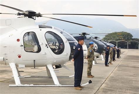 Ministro De Defensa Recibe Cuatro Helic Pteros Donados Por Estados