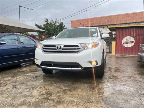 Foreign Used 2012 Toyota Highlander Limited Autos Nigeria