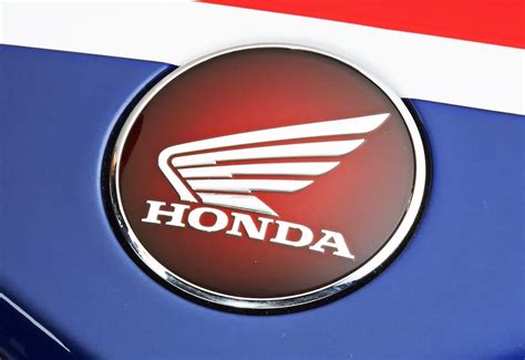 Honda motorcycle logo history and Meaning, bike emblem