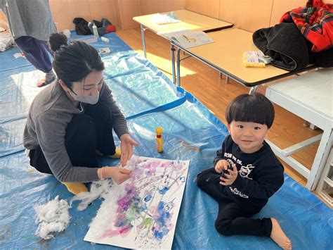 つぼみクラス、プチつぼみクラスでおえかきあそびを行いました。 フォトアルバム 学校法人 高松聖母被昇天学院 マリア幼稚園