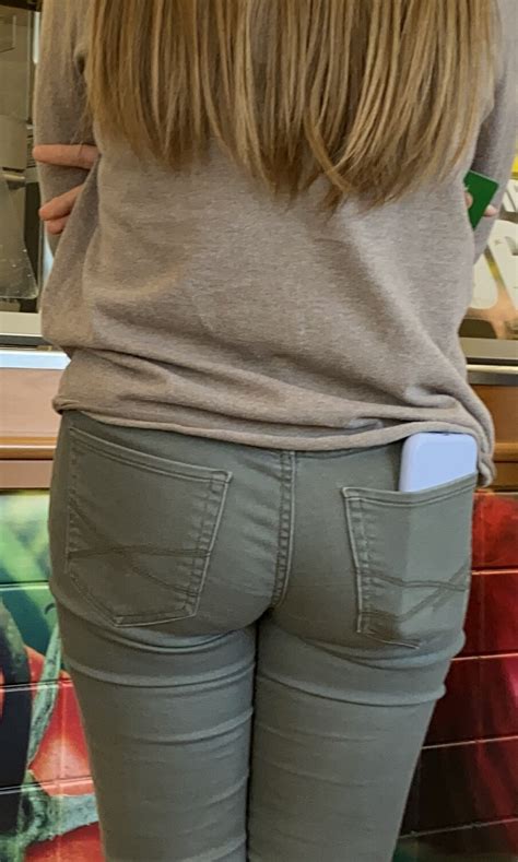 Cute Subway Babe Excited For Her Footlong Tight Jeans Forum