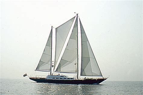 S Y 48m CORELIA Perini Navi