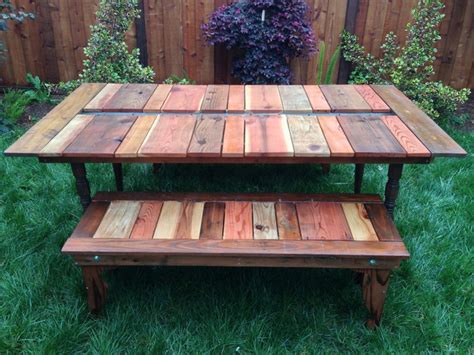 Creative And Cool Picnic Table Design For Back Yard And Garden