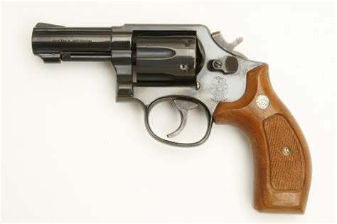 Smith And Wesson Model 547 Da Revolver 9mm