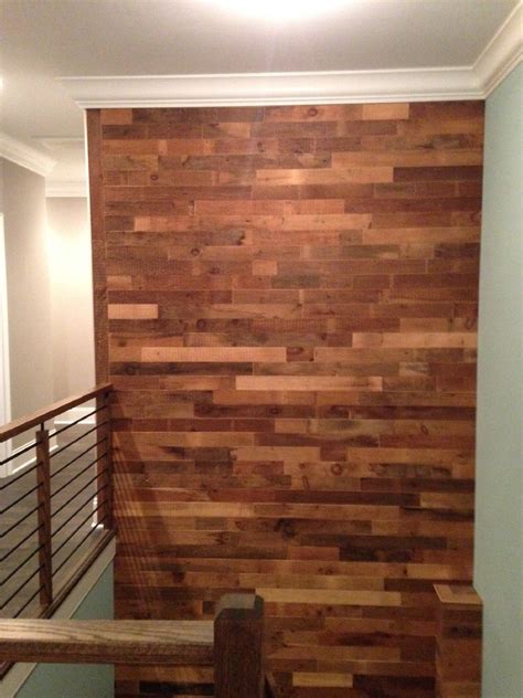 Reclaimed Wood Accent Wall Decoomo