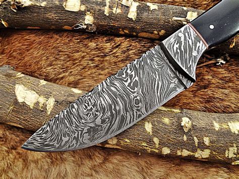 Long Hand Forged Damascus Steel Full Tang Drop Point Blade