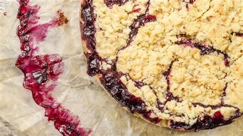 Blueberry Crumb Pie Recipe Recipe Rachael Ray Show