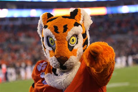 The 12 Most Intimidating Mascots In College Football Ranked Fanbuzz