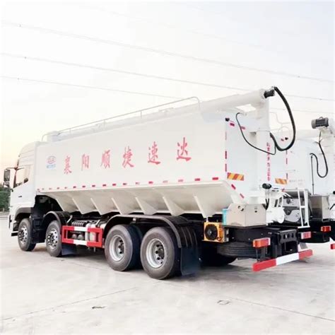 Feed Transport Truck With A Capacity Of 40 Cubic Meters Dongfeng Brand