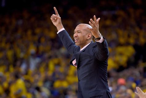 Sources: Pelicans fire coach Monty Williams