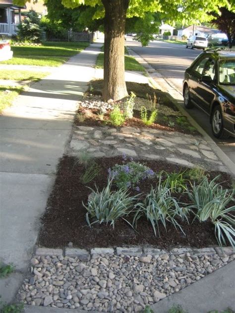 Parking Strip The Area Of Land Between The Street And The Sidewalk In