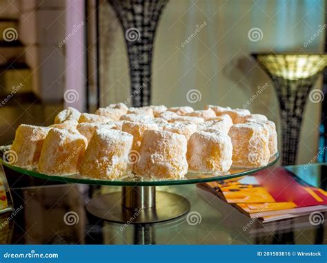 Foto De Close Up Dos Tradicionais Doces Convencionais Portugueses Foto