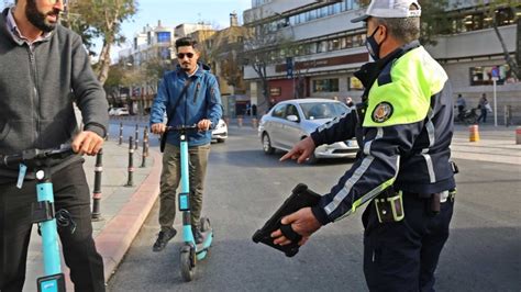 Stanbul Da Scooterlara H Z D Zenlemesi