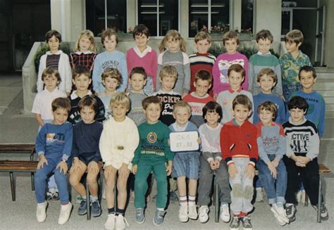 Photo De Classe CE1 De 1987 Ecole Saint Antoine L Isle Sur La Sorgue