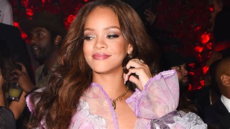 Happy Birthday, Rihanna! The Singer’s Best Party Looks | Vogue