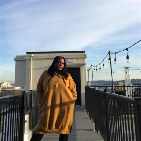 42 Dresses That Will Be Your Closet's Star