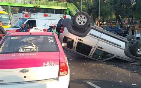 Tras Pasarse El Alto La Conductora De Una Camioneta Particular Termina