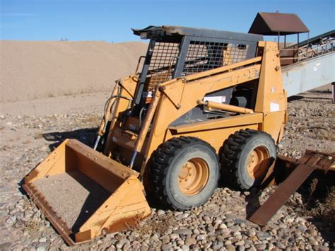 Case 1845C Skid Steer Loader Specs and Dimensions - VeriTread