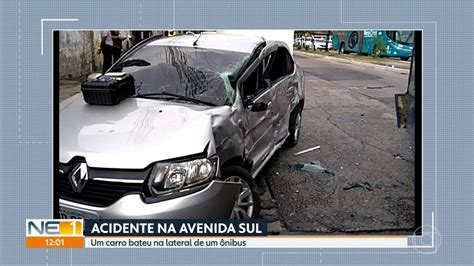 V Deo Colis O Entre Carro E Nibus Deixa Duas Pessoas Feridas No