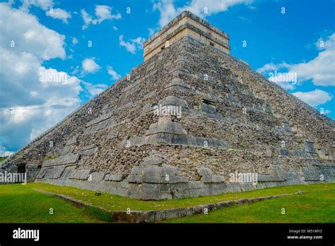 Chichen Itza M Xico Noviembre Bella Vista Exterior De